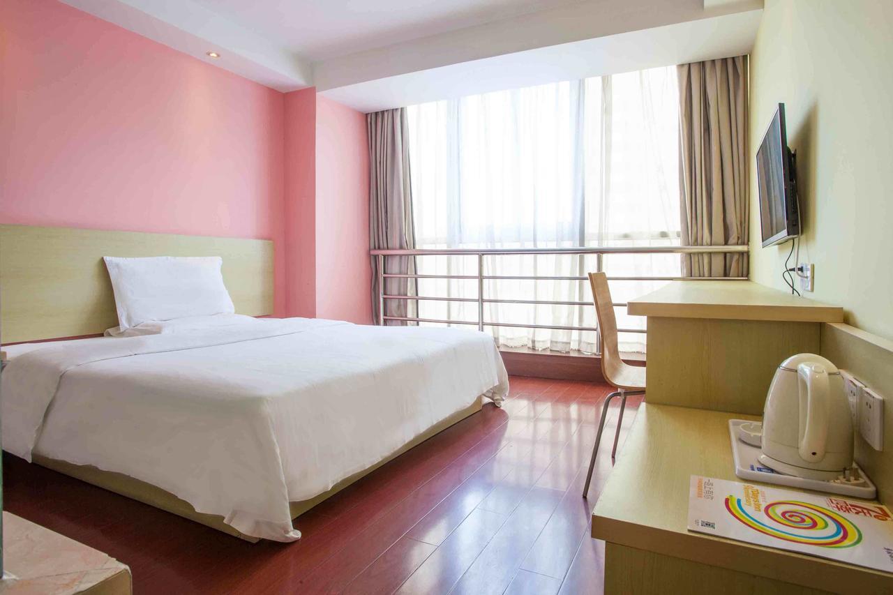 7Days Inn Deyang Zhongjiang Kuishan Park Kültér fotó