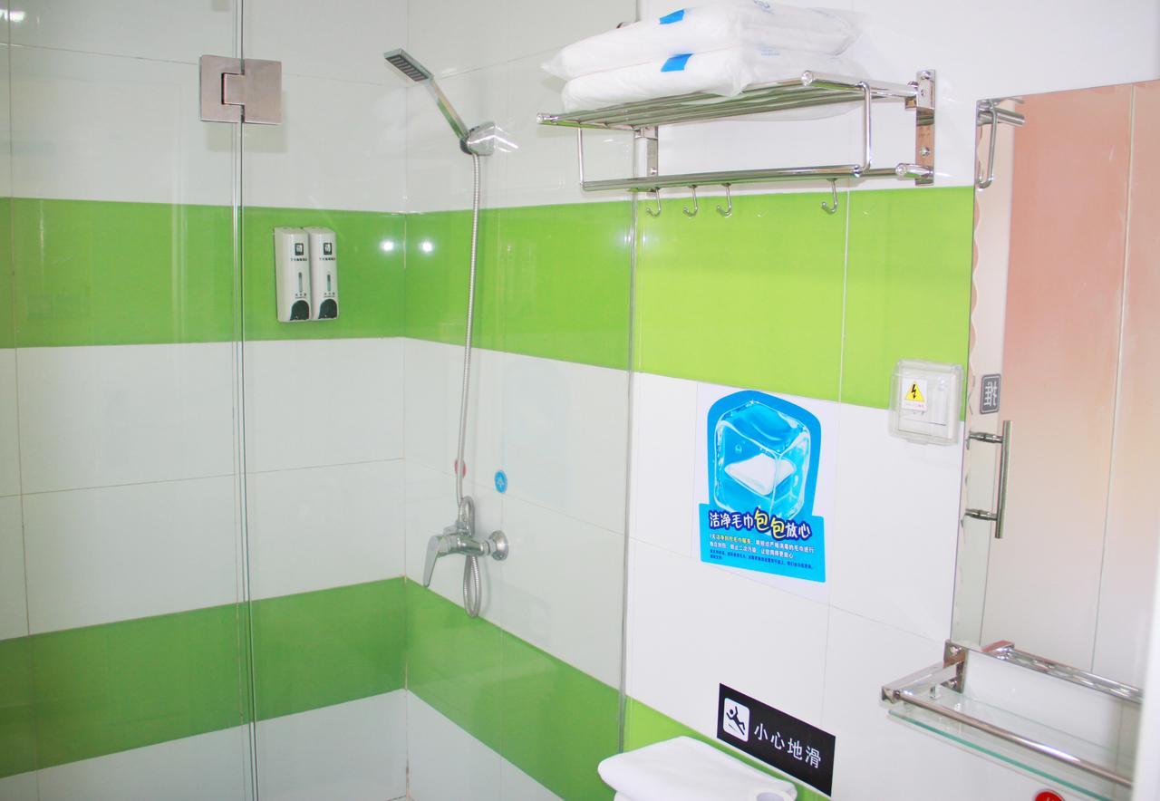 7Days Inn Deyang Zhongjiang Kuishan Park Kültér fotó