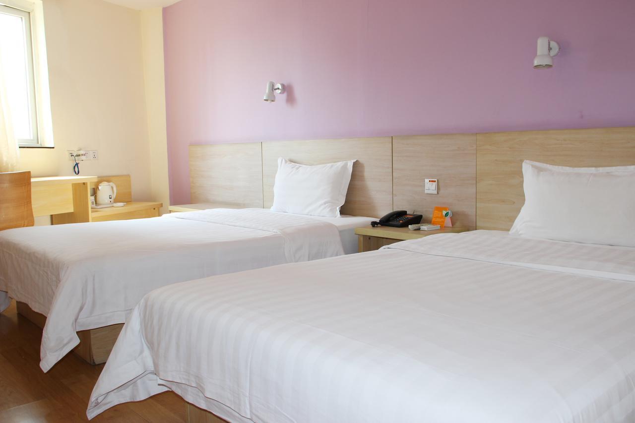 7Days Inn Deyang Zhongjiang Kuishan Park Kültér fotó