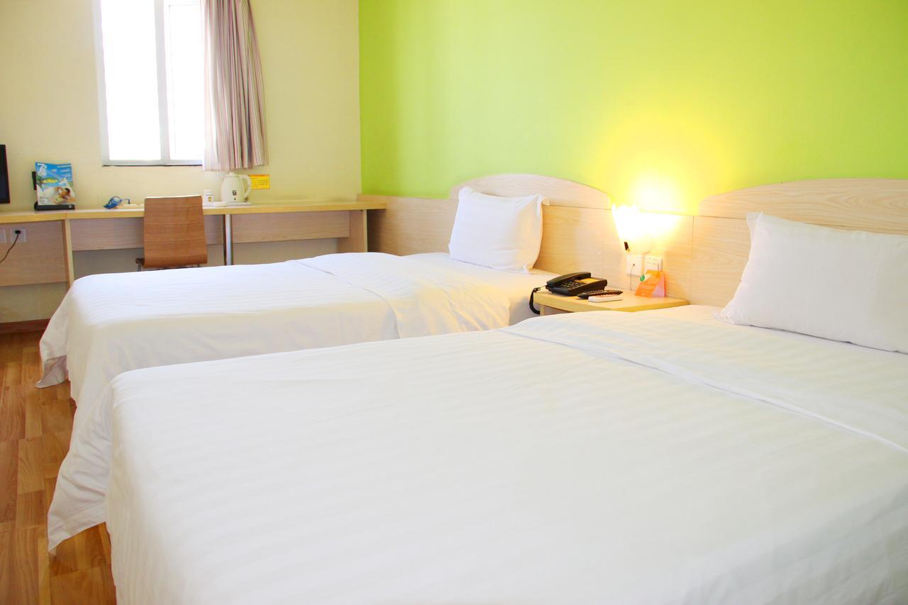 7Days Inn Deyang Zhongjiang Kuishan Park Kültér fotó