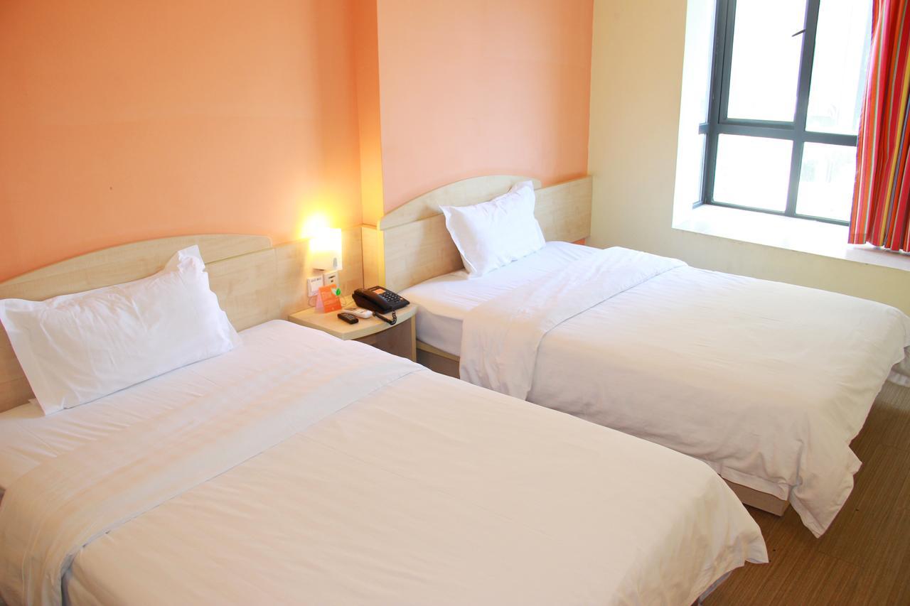 7Days Inn Deyang Zhongjiang Kuishan Park Kültér fotó